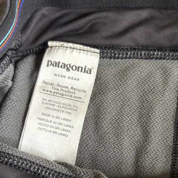 Patagonia Black Performance Leggings - Picture 4 of 7